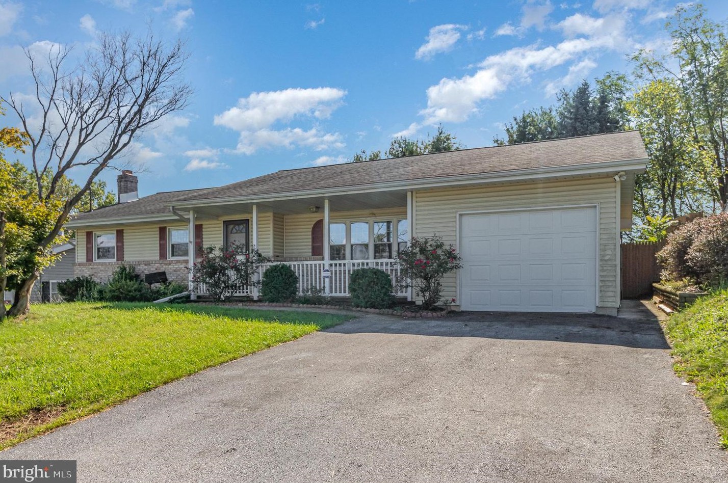 8151 Somerset St, Hummelstown, PA 17036