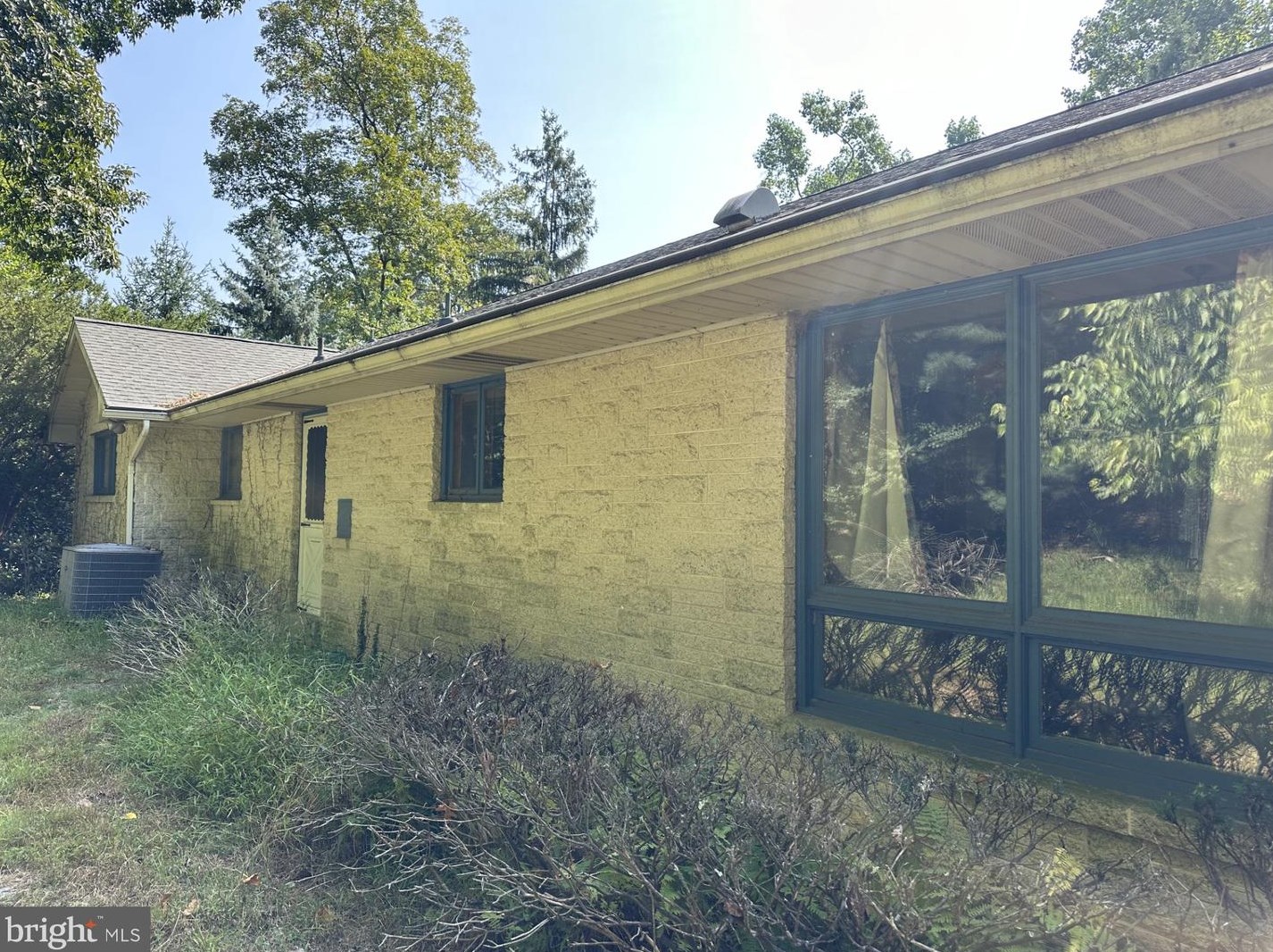 6000 Doris View Dr, Harrisburg, PA 17112