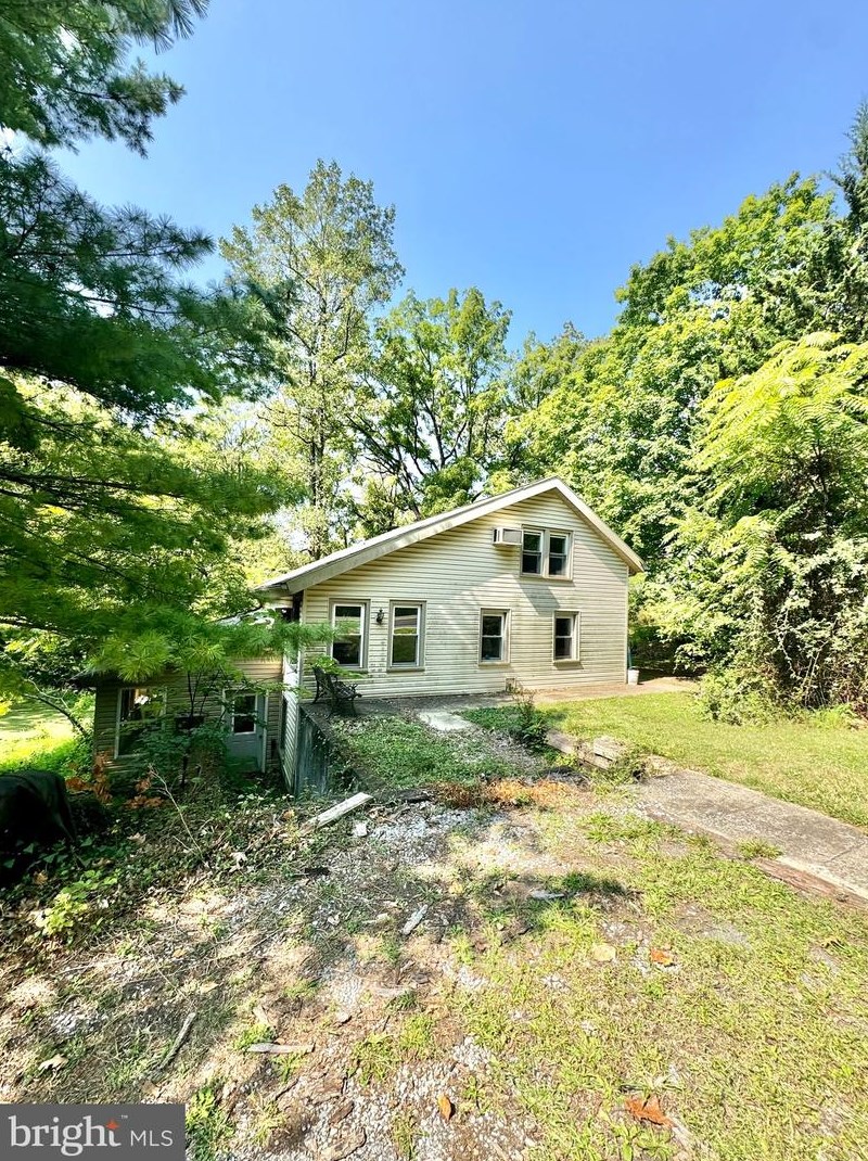 1080 Stoverdale Rd, Hummelstown, PA 17036