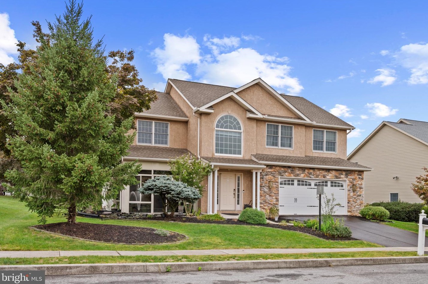 2034 Covey Ct, Harrisburg, PA 17110