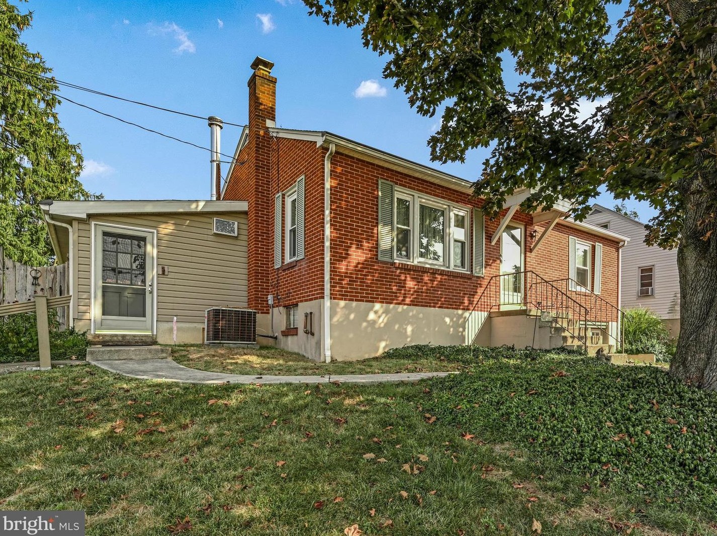 8100 Spruce Dr, Harrisburg, PA 17111