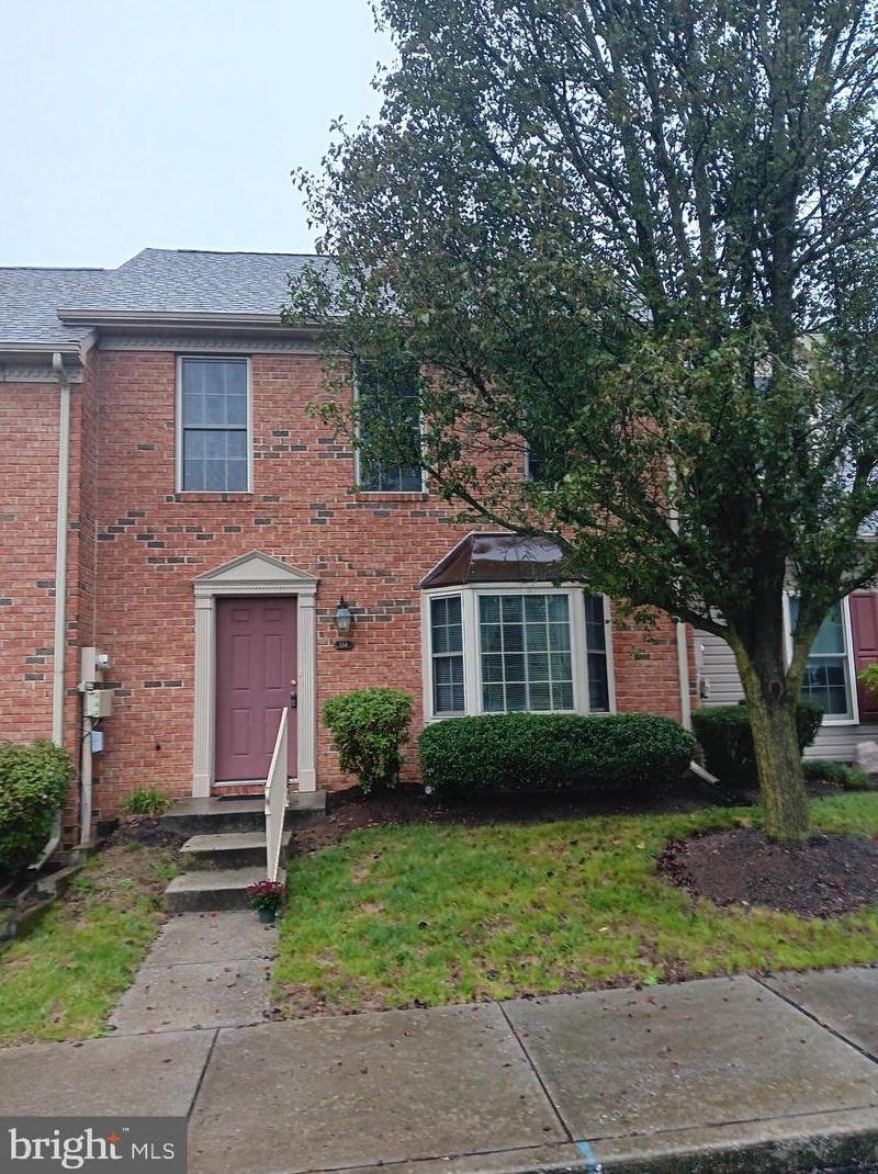 114 S Timber Ct, Harrisburg, PA 17110