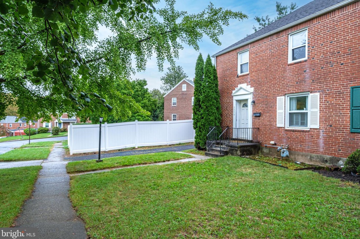 2975 Croyden Rd, Harrisburg, PA 17104