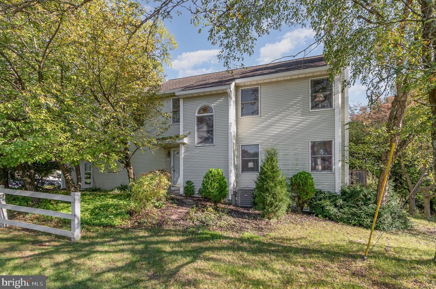 1120 Aberdeen Ct, Harrisburg, PA 17111