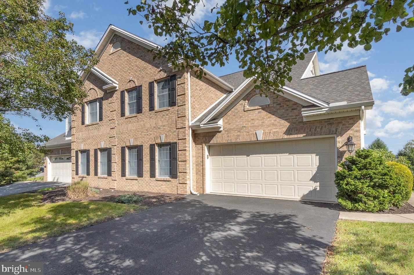 403 Schaffner Dr, Harrisburg, PA 17112