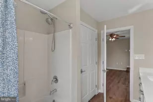 5646 Union Deposit Rd, Harrisburg, PA 17111 - Photo 18