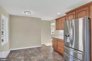 5646 Union Deposit Rd, Harrisburg, PA 17111 - Photo 10