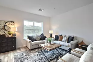 7855 Briarwood Dr, Harrisburg, PA 17112 - Photo 2