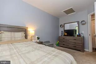 2407 Brown St, Harrisburg, PA 17109 - Photo 12