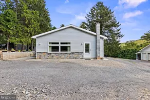 239 Hill St, Lykens, PA 17048 - Photo 1