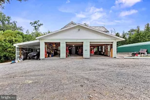 239 Hill St, Lykens, PA 17048 - Photo 24