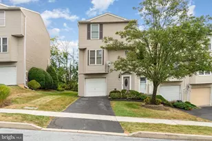 191 Chartwood Dr, Harrisburg, PA 17111 - Photo 2
