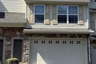 160 Mapleton Dr, Harrisburg, PA 17112 - Photo 1