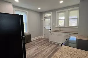 25 Duke St, Hershey, PA 17033 - Photo 6