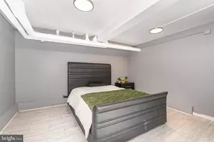 2304 N 2nd St, Harrisburg, PA 17110 - Photo 6