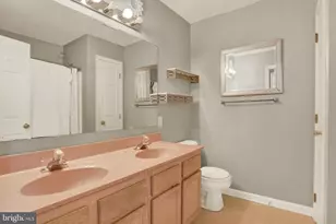 5772 Hidden Lake Dr, Harrisburg, PA 17111 - Photo 22