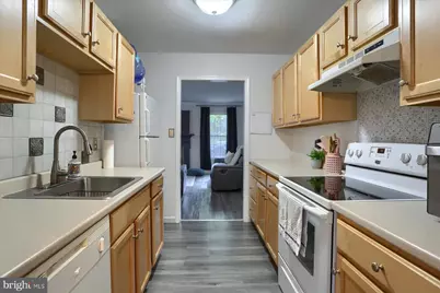 31 Fairfax Village S, Harrisburg, PA 17112 - Photo 6