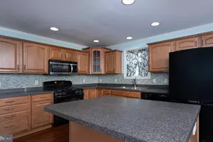 135 Mapleton Blvd, Harrisburg, PA 17112 - Photo 10