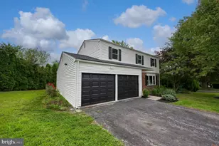 728 Blue Jay Rd, Harrisburg, PA 17111 - Photo 4