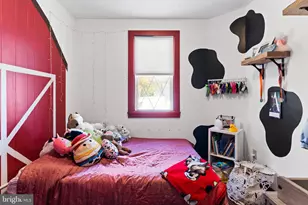 915 Main St, Harrisburg, PA 17113 - Photo 12