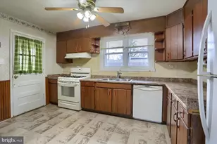 346 E Roosevelt Ave, Middletown, PA 17057 - Photo 12