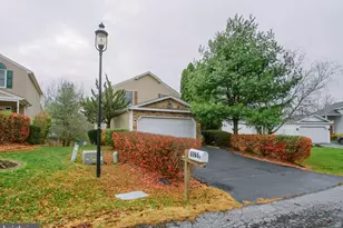 6065 Regent Dr, Harrisburg, PA 17112 - Photo 2