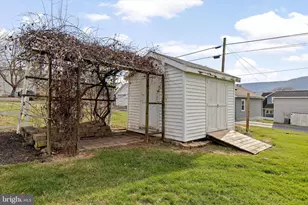 1420 N 2nd St, Lykens, PA 17048 - Photo 34