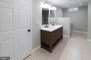 690 Carbon Ave, Harrisburg, PA 17111 - Photo 8