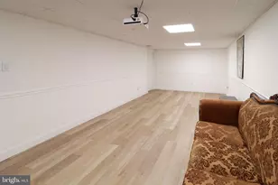 690 Carbon Ave, Harrisburg, PA 17111 - Photo 24