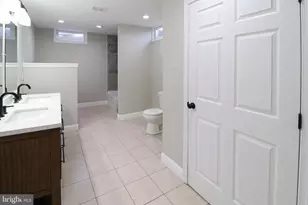 690 Carbon Ave, Harrisburg, PA 17111 - Photo 6