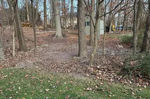 2430 E Bayberry Dr, Harrisburg, PA 17112 - Photo 32