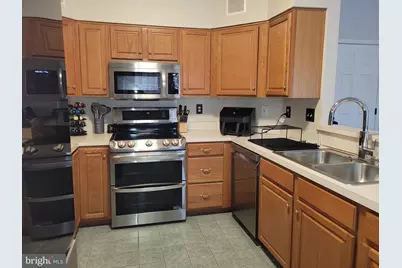 1045 Pond Ridge Drive, Harrisburg, PA 17111 - Photo 8