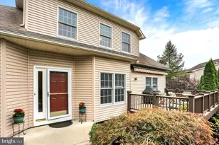 4528 Laurelwood Dr, Harrisburg, PA 17110 - Photo 4