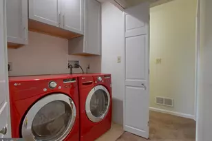 606 Showers St, Harrisburg, PA 17104 - Photo 26