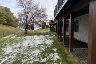 1069 Country Hill Dr, Harrisburg, PA 17111 - Photo 8