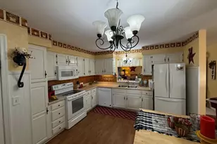 1069 Country Hill Dr, Harrisburg, PA 17111 - Photo 14