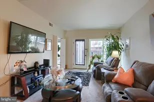 905 Cherrington Dr, Harrisburg, PA 17110 - Photo 8