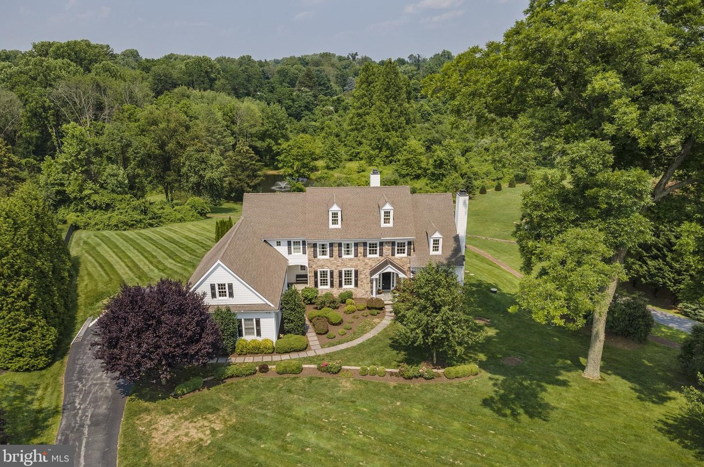 1027 Brick House Farm Ln, Newtown Square, PA 19073