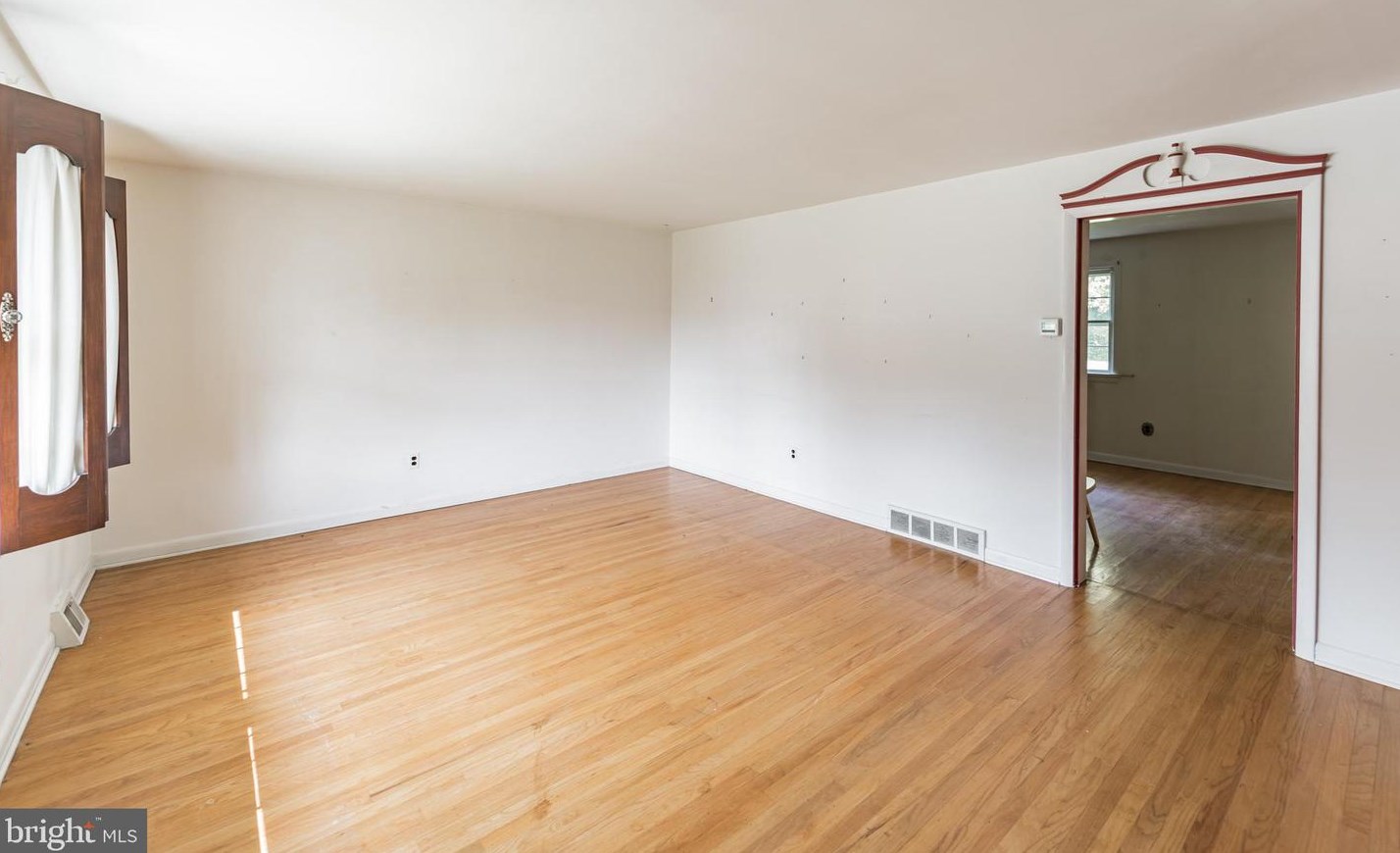 4947 Jefferson Dr, Chester PA  19015-1011 exterior