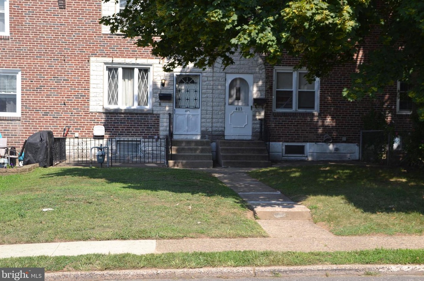 405 Pine St, Manor, PA 19036