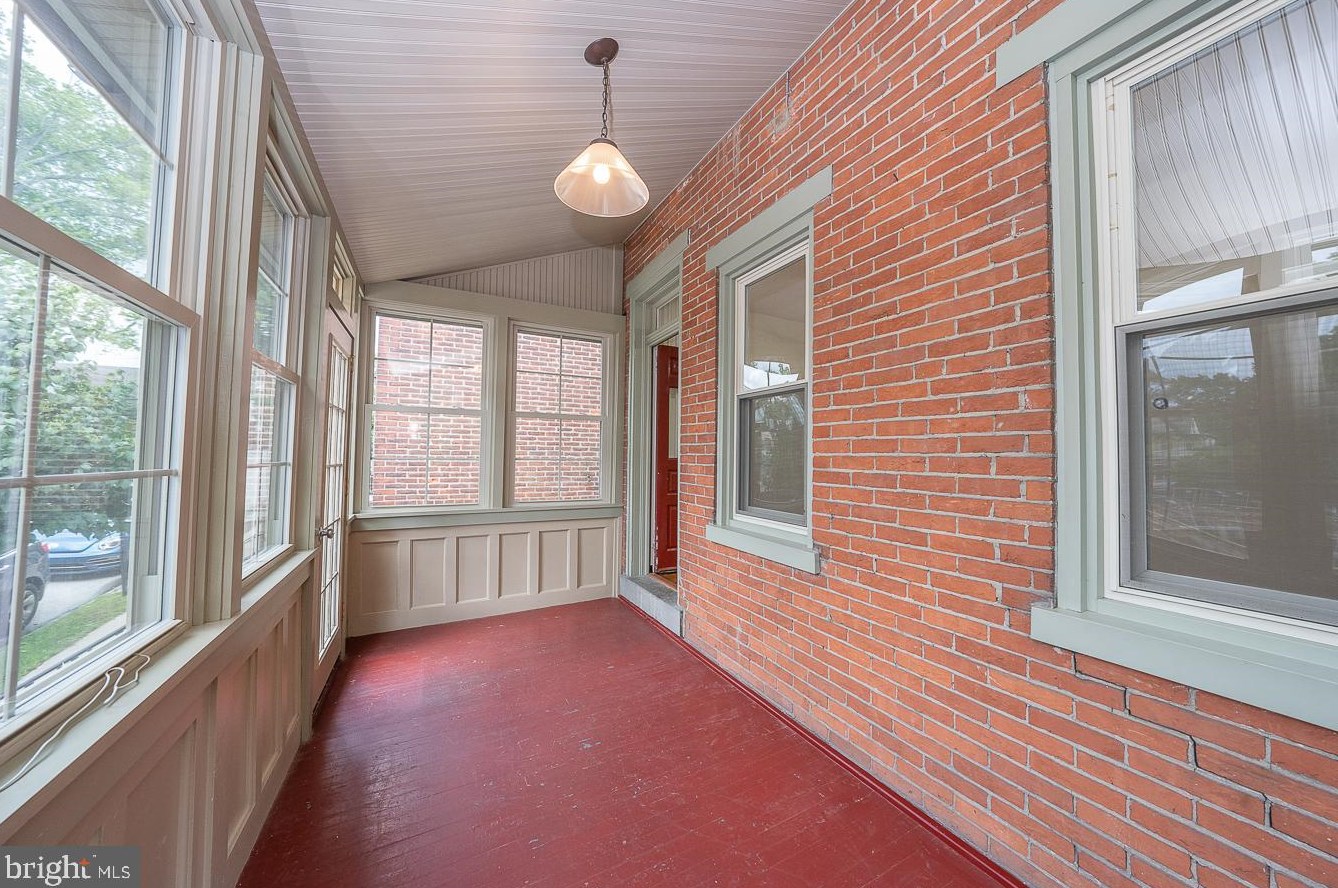 410 W Front St, Media, PA 19063
