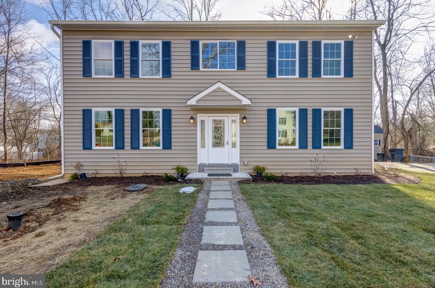 11 Walnut St, Newtown Square, PA 19073