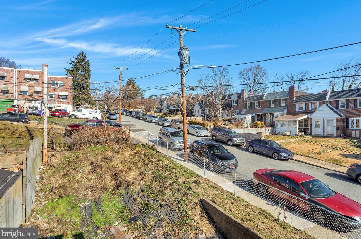 7125 Marshall Rd, Upper Darby PA  19082-4307 exterior