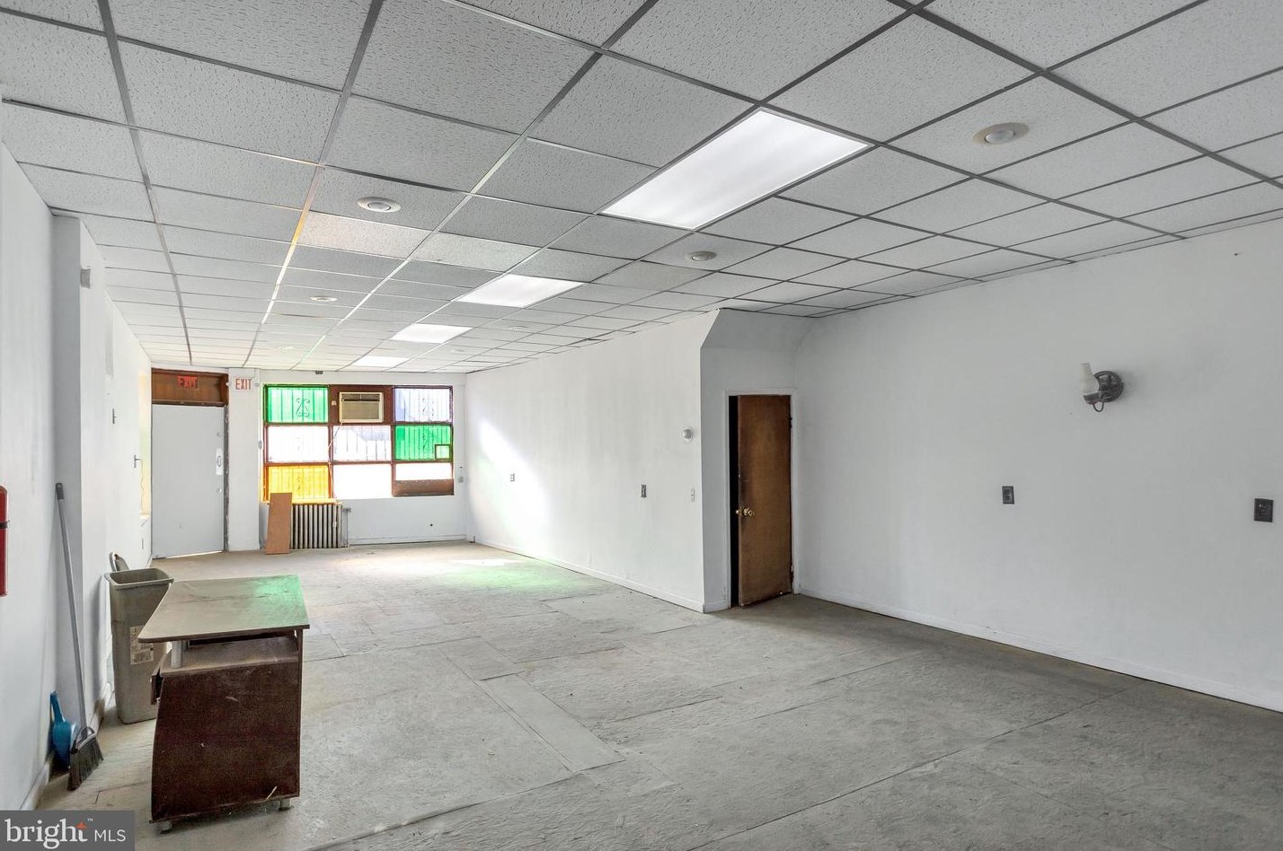 7125 Marshall Rd, Upper Darby PA  19082-4307 exterior