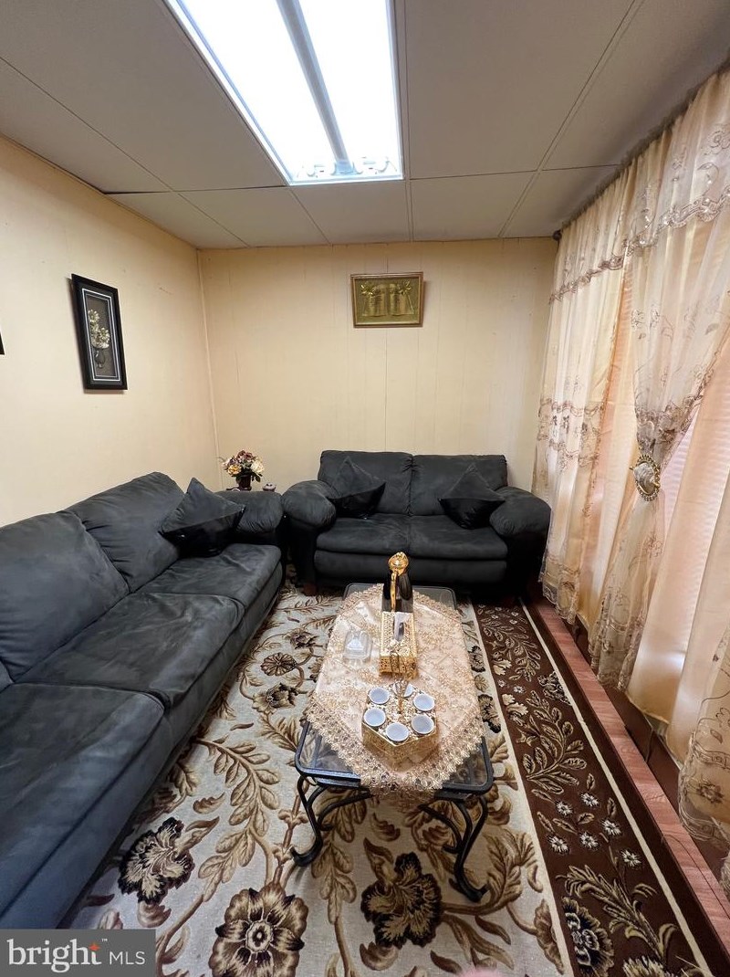 637 Chester Pike, Prospect Park, PA 19076