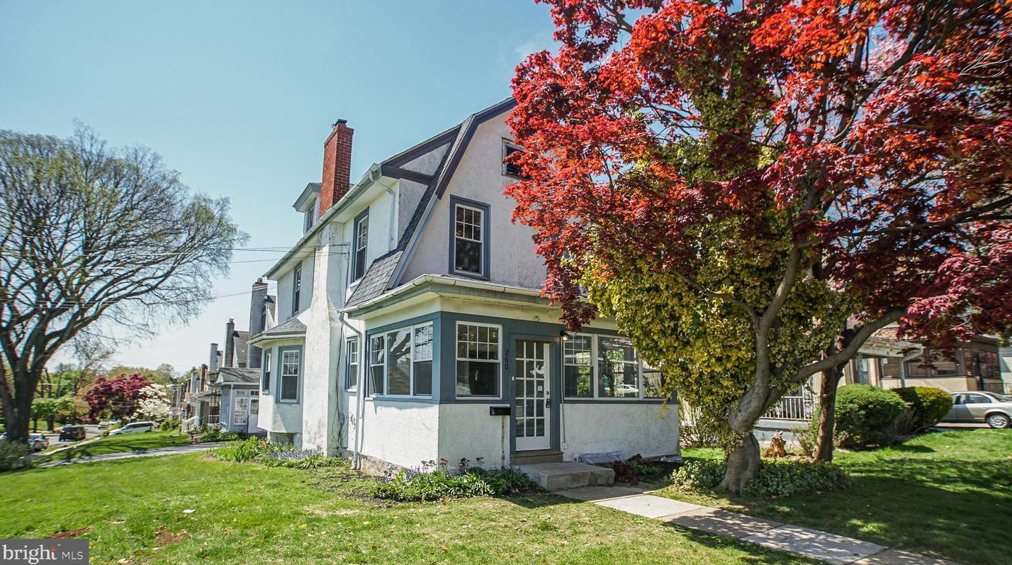260 Burmont Rd, Oakview, PA 19026