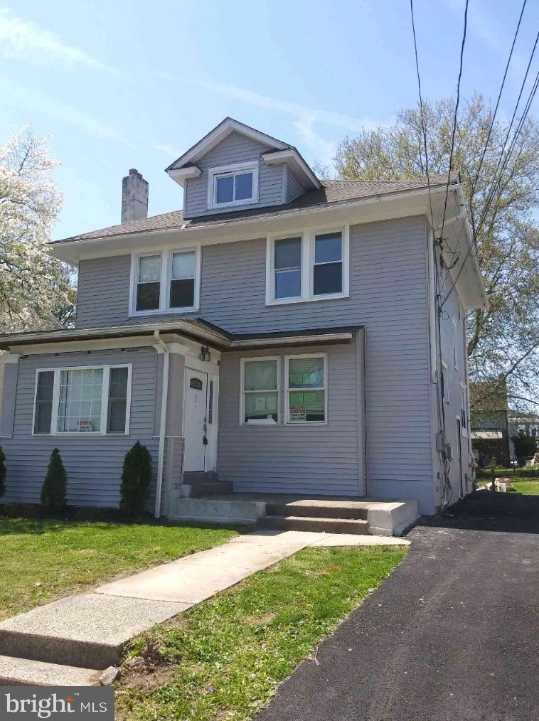 4 Stuart Ave, Manor PA  19036-1812 exterior
