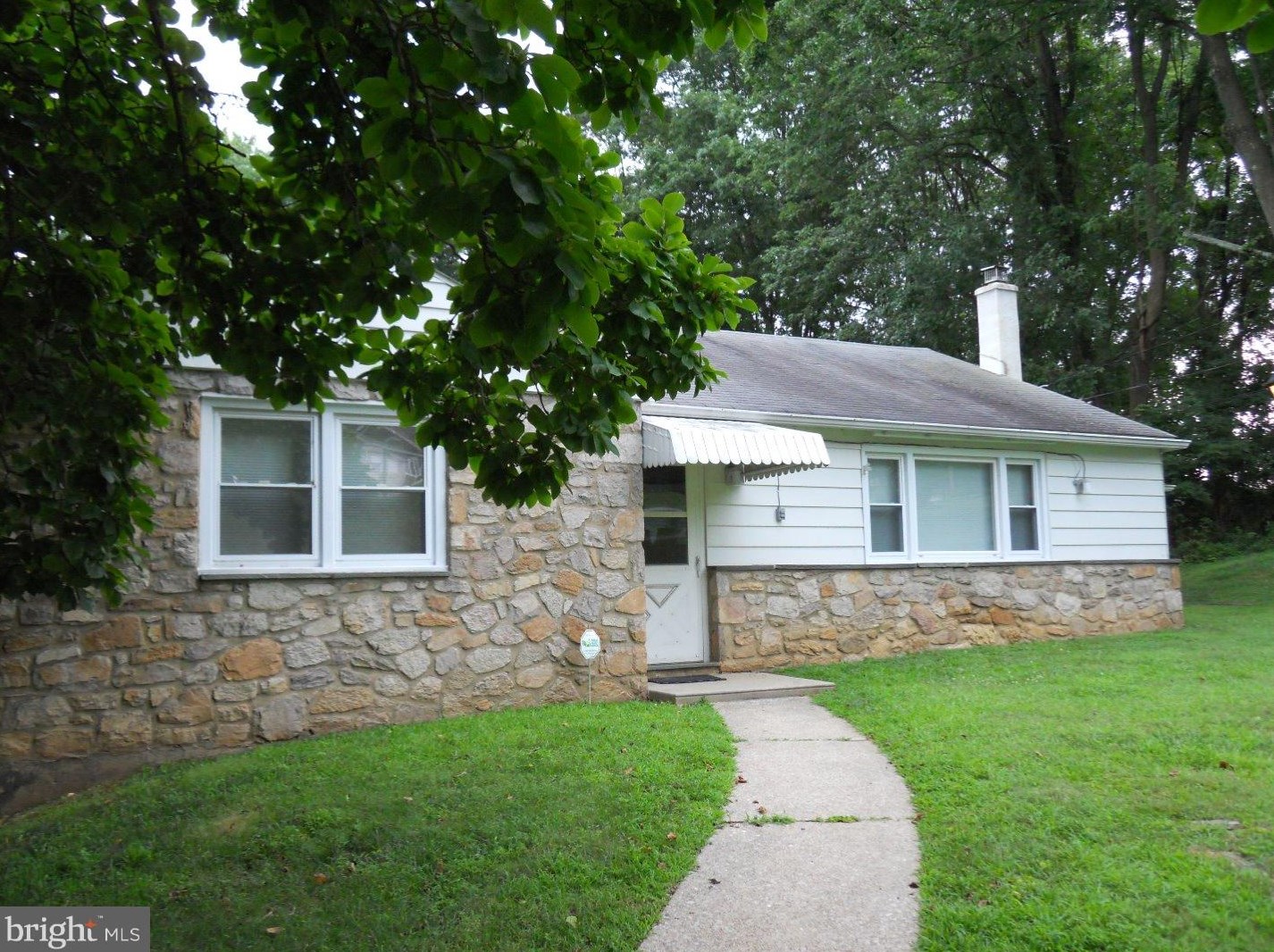163 Ridgefield Rd, Newtown Square, PA 19073