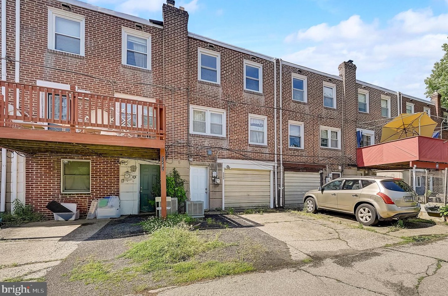 2280 Harwood Ave, Upper Darby PA 19082-5406 exterior