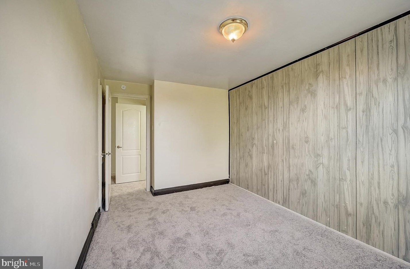 2280 Harwood Ave, Upper Darby PA 19082-5406 exterior